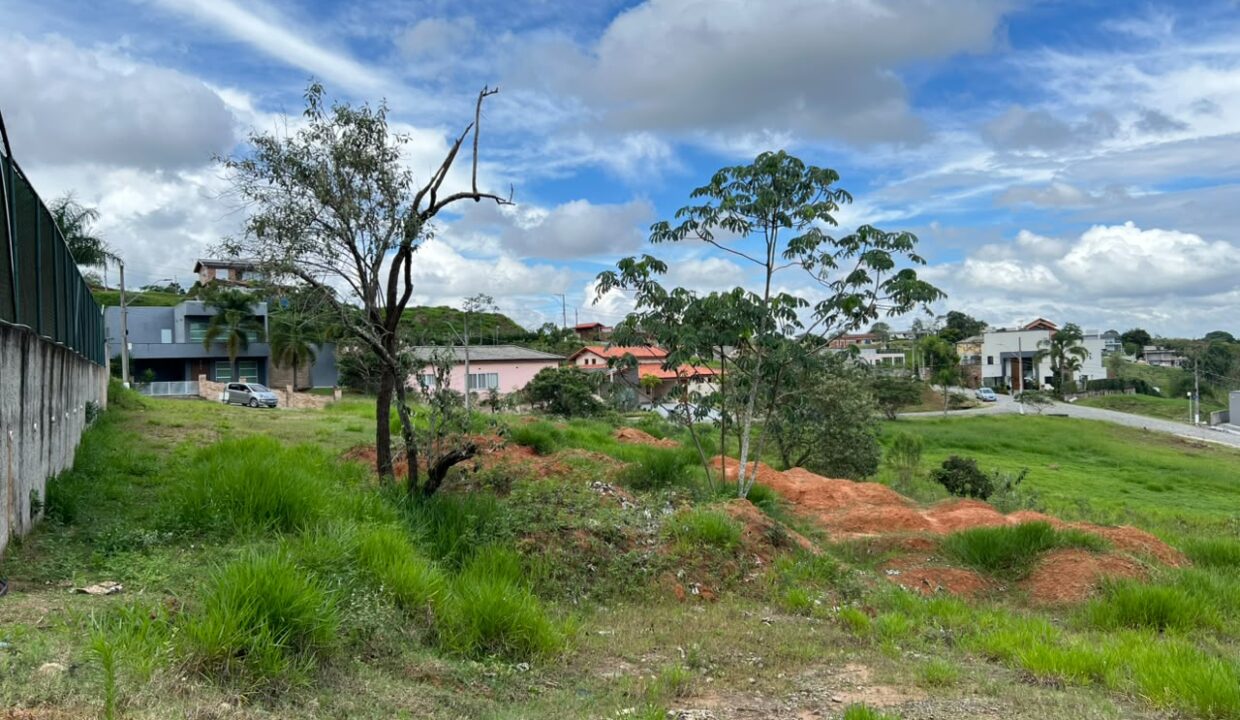 Lote_Lago_Dourado_Jacareí (2)