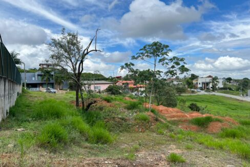 Lote_Lago_Dourado_Jacareí (2)